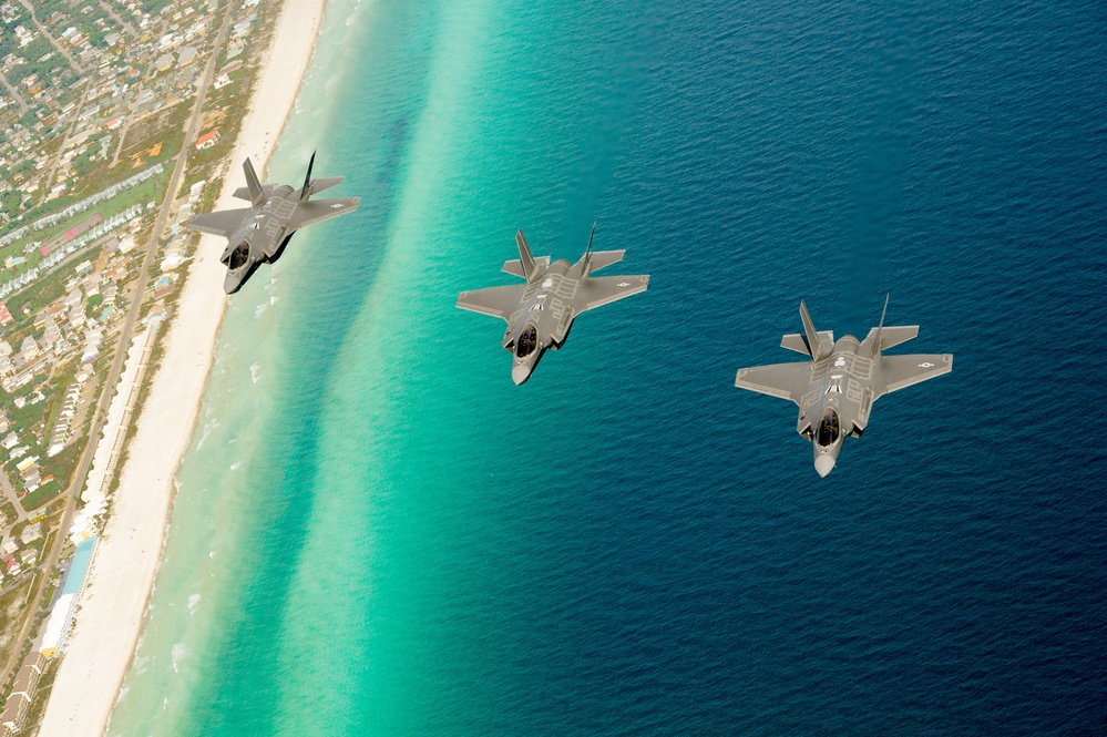 F-35 Lightning II instructor pilots conduct aerial refueling