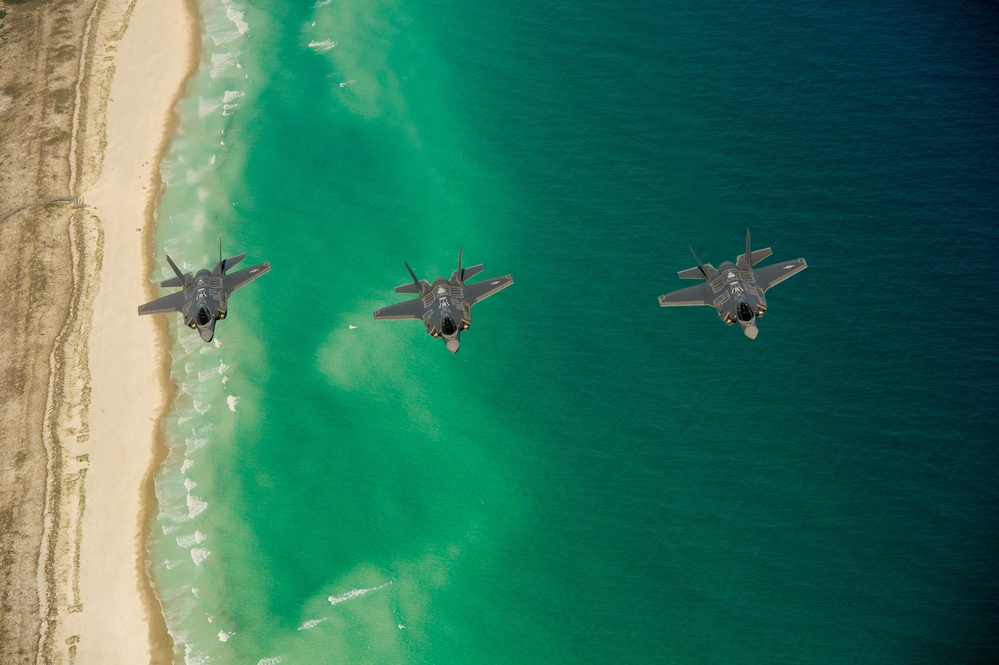 F-35 Lightning II instructor pilots conduct aerial refueling