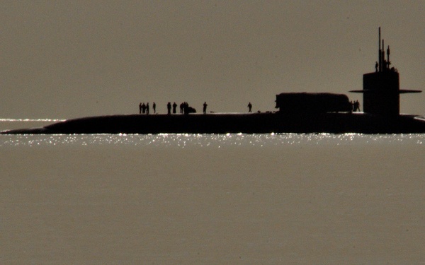 USS Florida visits Greece