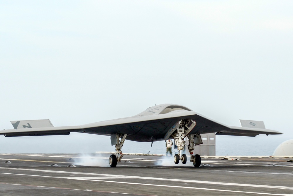 X-47B touch and go