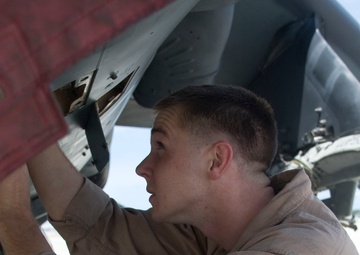 Powerline mechanic earns ‘542’s top maintenance award