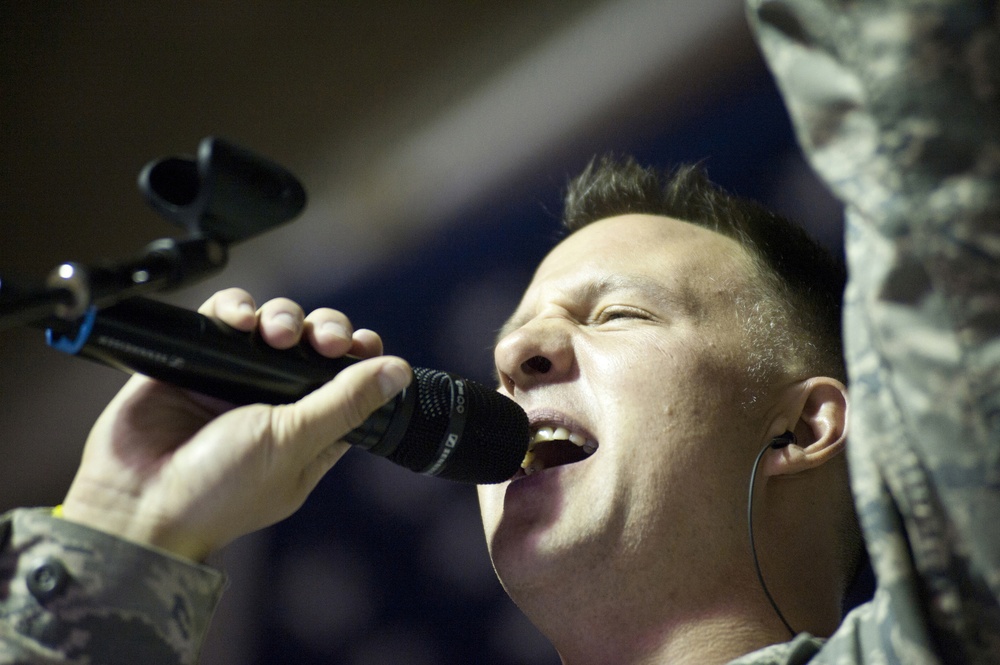 Vector brings tunes to Transit Center troops