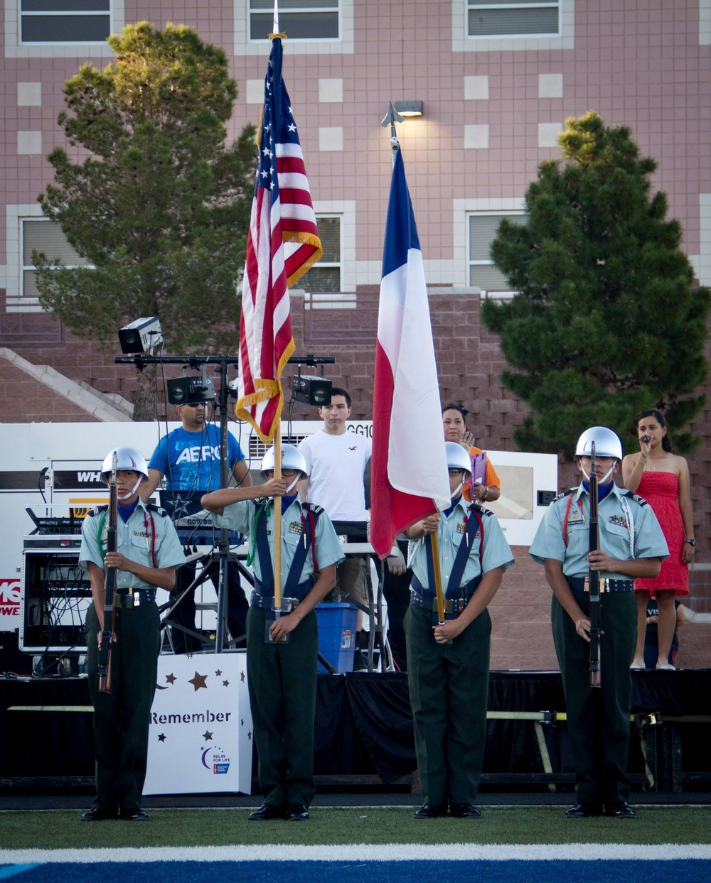 Fort Bliss and El Paso march against cancer