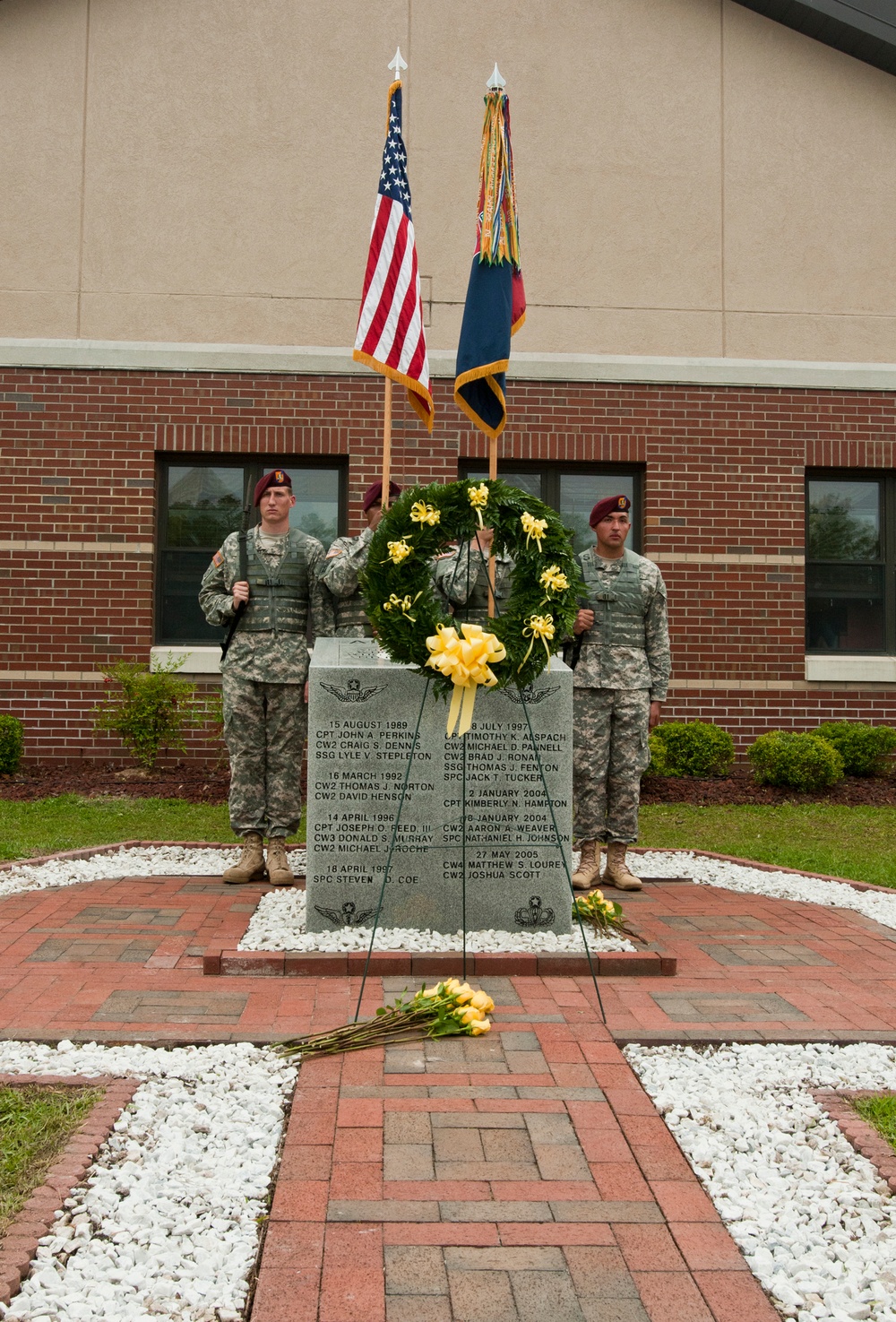 Pegasus Brigade remembers fallen aviators