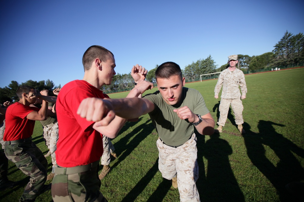 US Marines build relationships with French Marines
