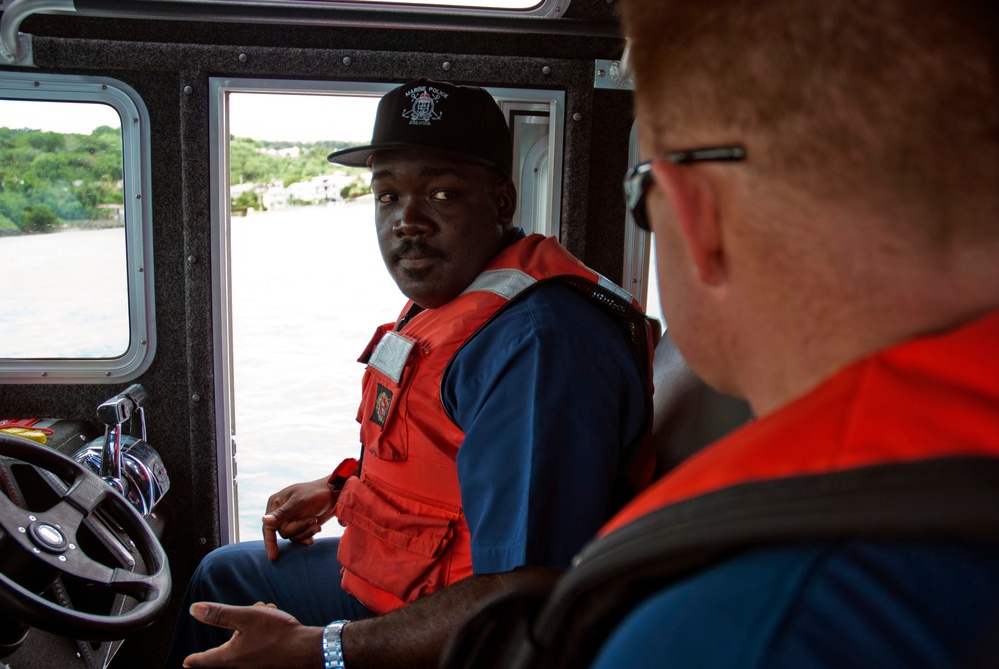 Multinational maritime defense and police take to the seas for Tradewinds training