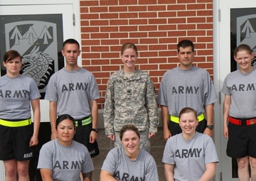 Fort Stewart soldiers help veterans by competing in Run for Heroes Relay