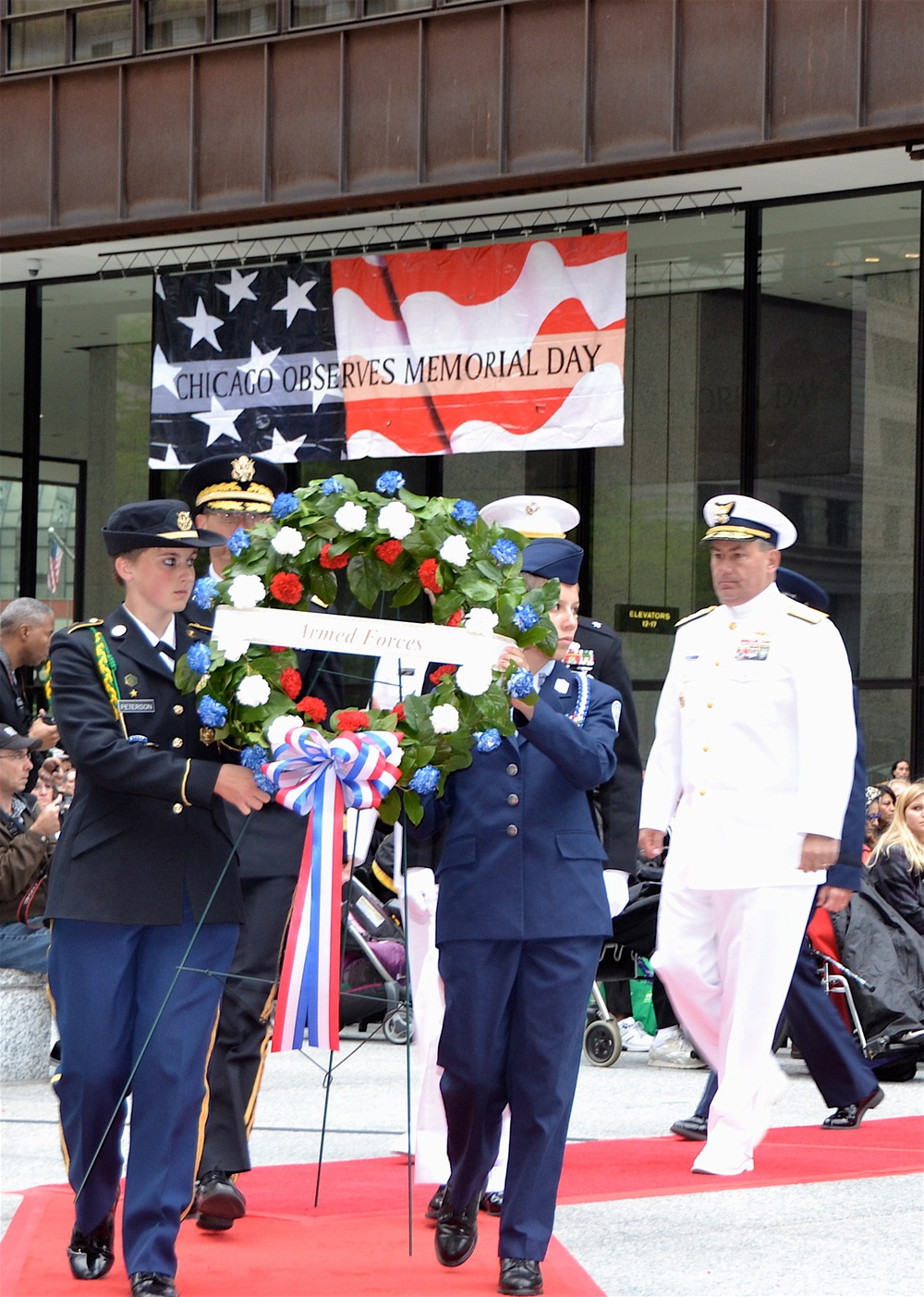 Coast Guard rear admiral attends Chicago Memorial Day ceremonies