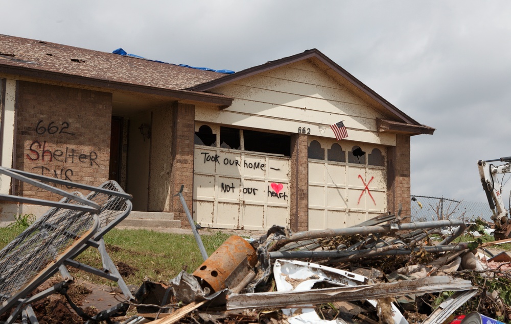 Oklahoma tornado response