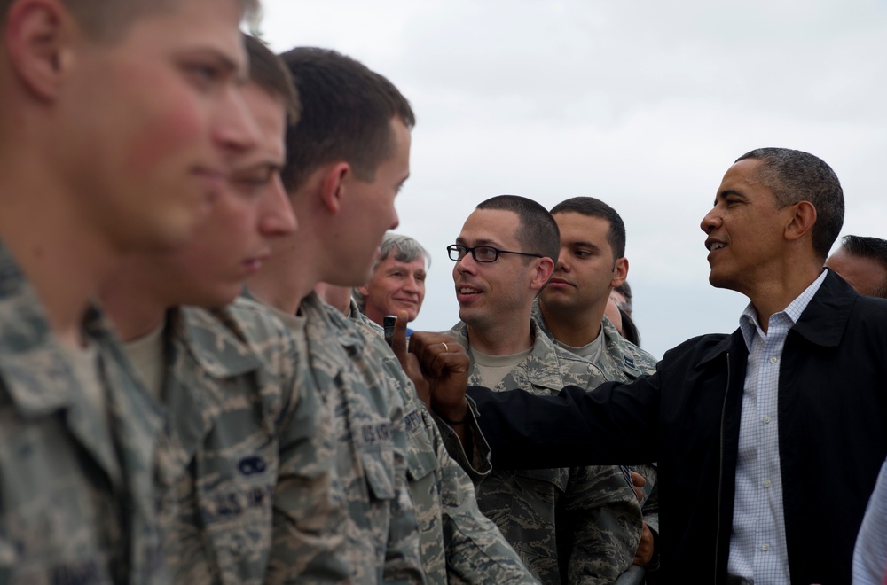 President Barack Obama visits Tinker AFB, Okla.