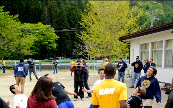 Navy Misawa sailors provide day of fun for tsunami-ravaged community