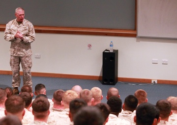 III MEF CG visits Darwin