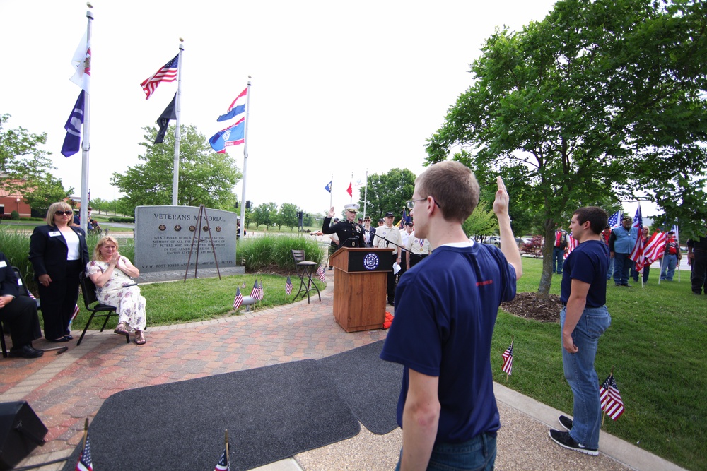 Marines raise colors, swear in Poolees during Memorial Day Ceremony