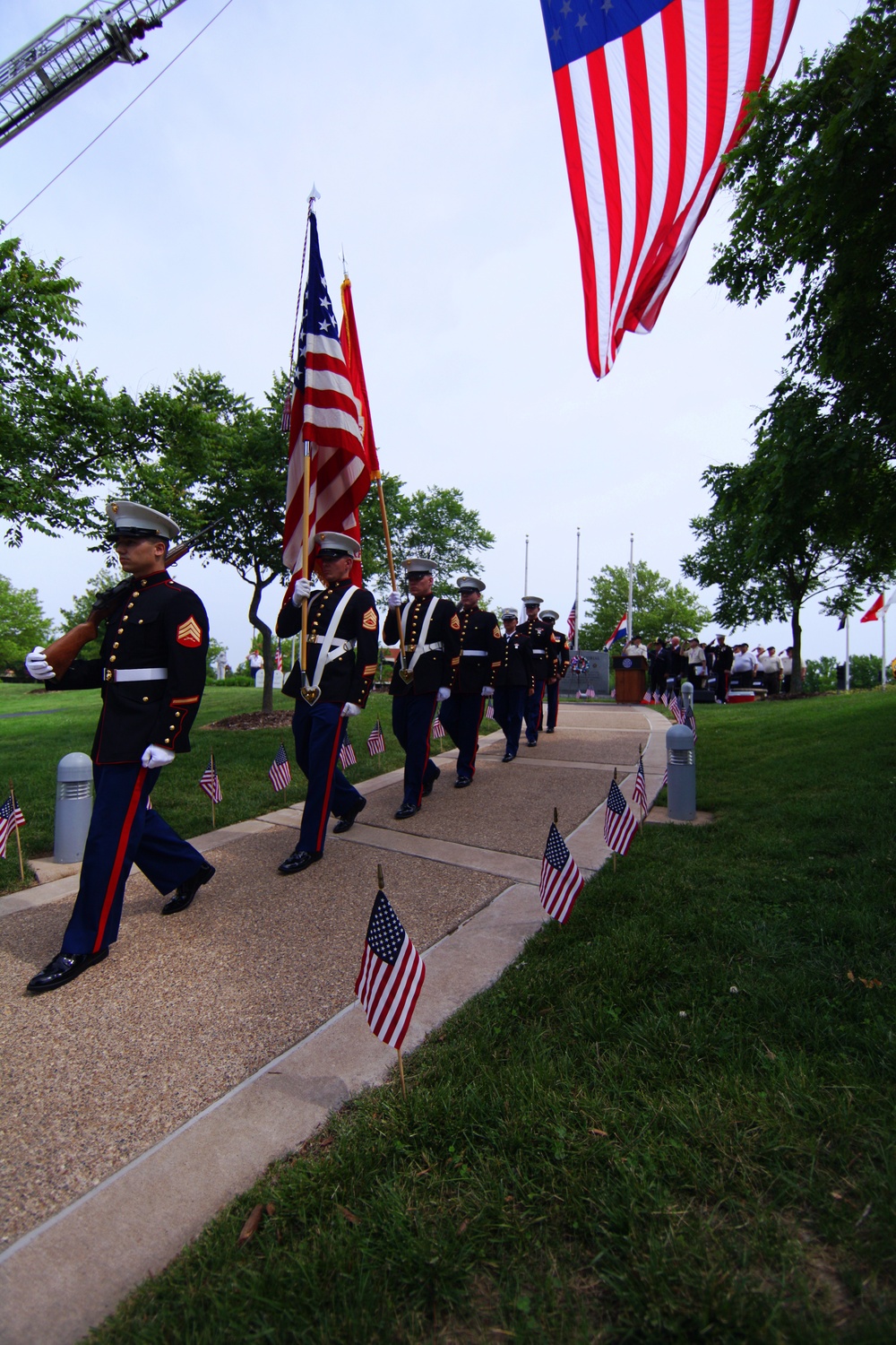 Marines raise colors, swear in Poolees during Memorial Day Ceremony