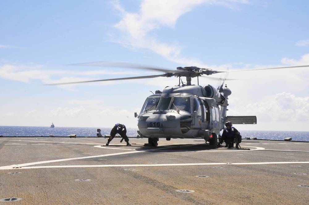 DVIDS - Images - USS Blue Ridge action [Image 2 of 3]
