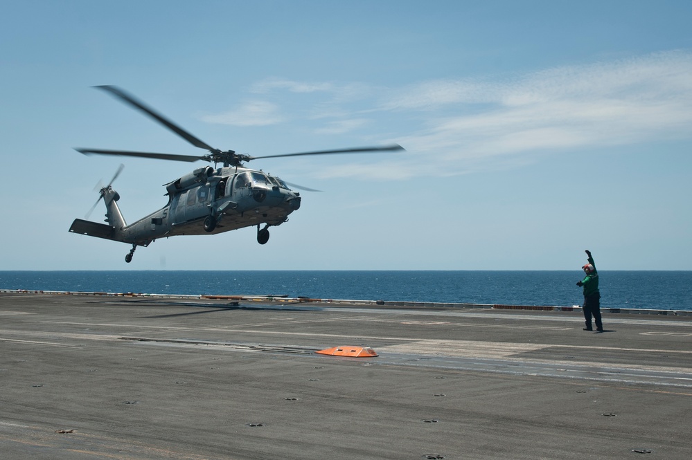 DVIDS - Images - Landing aboard USS Nimitz