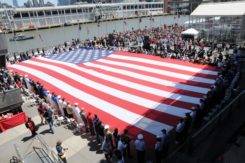 USS Intrepid Memorial Day ceremony