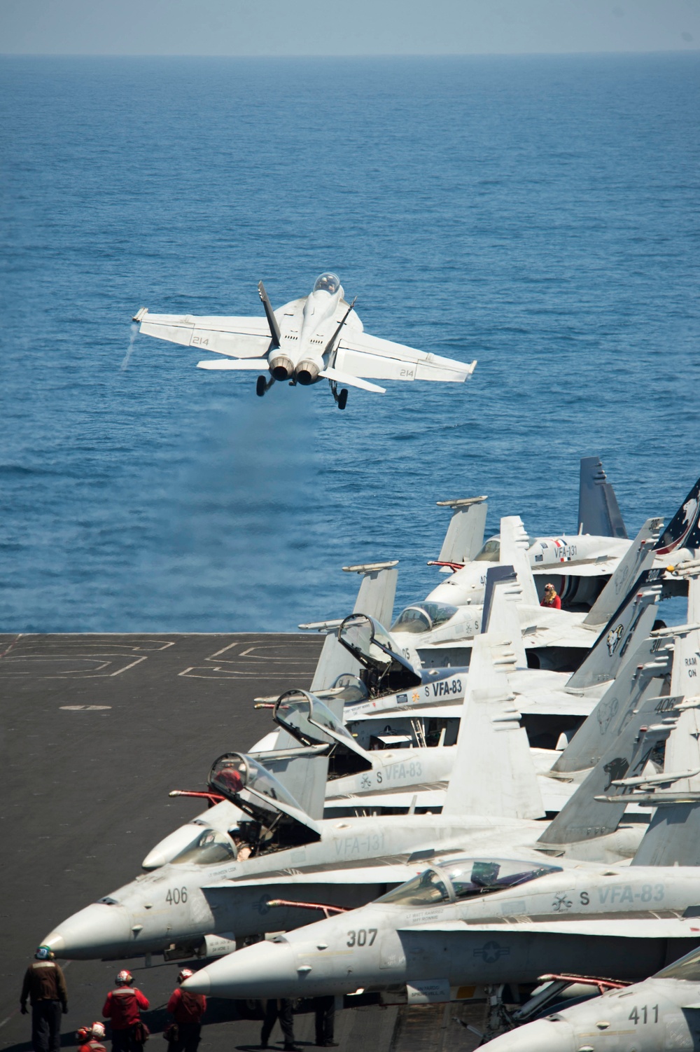 USS Dwight D. Eisenhower flight deck action