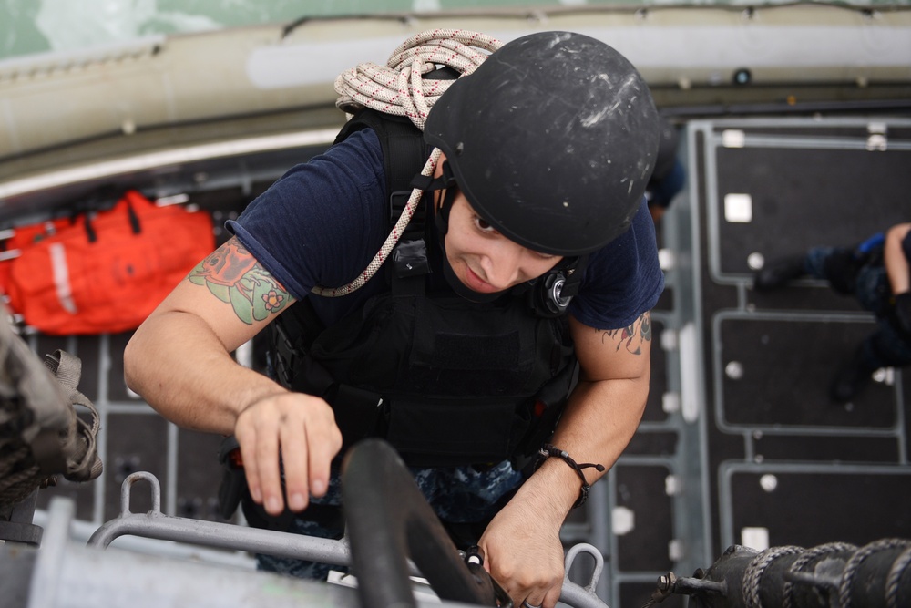 USS Freedom sailors conduct training exercises