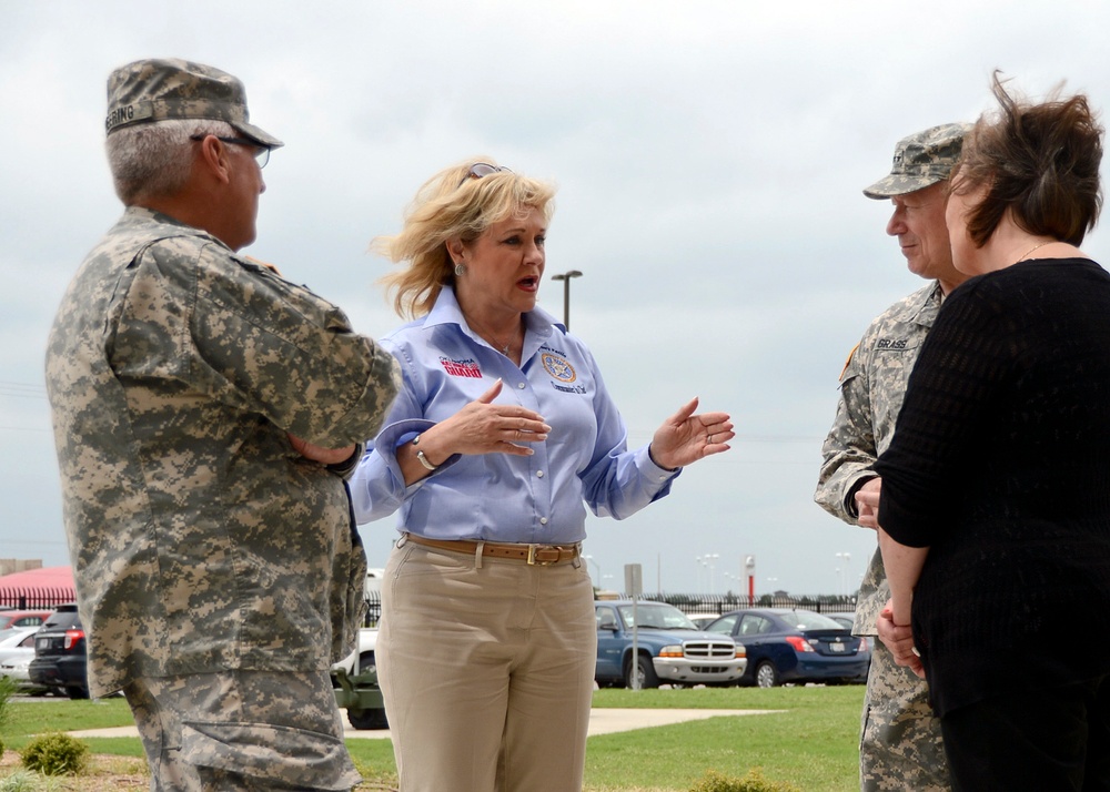 Gen. Frank Grass Oklahoma tornado visit
