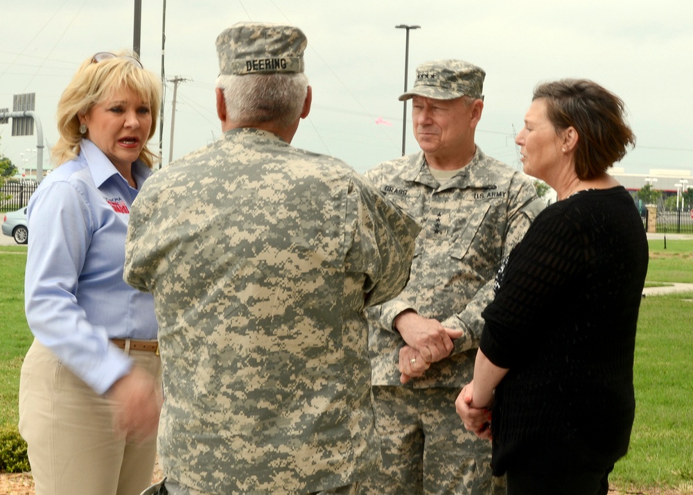 Gen. Frank Grass Oklahoma tornado visit