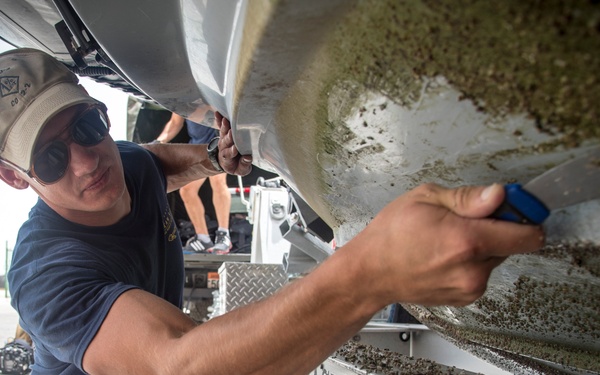 Mobile Diving and Salvage Unit (MDSU) 2