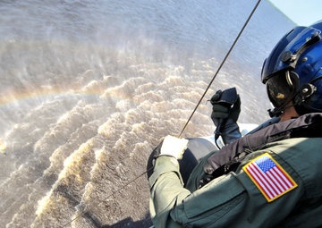 Coast Guard conducts helicopter hoist operations with cadets in Pasquotank River