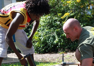 MRF-D Marines and NT students build garden