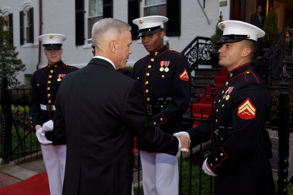 Dinner to honor Lt. Gen. FLynn