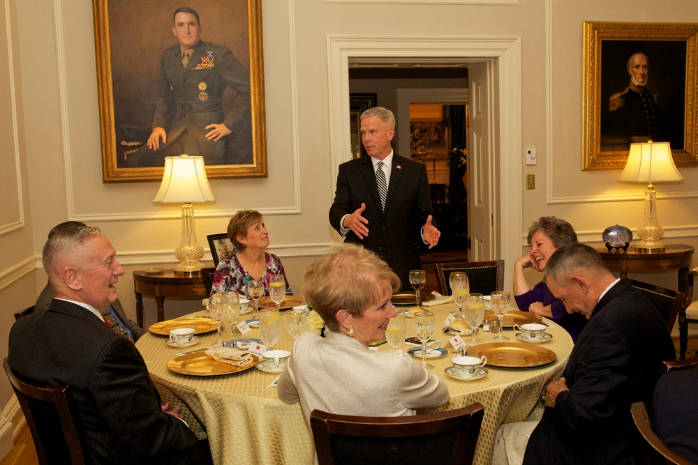 Dinner to honor Lt. Gen. FLynn