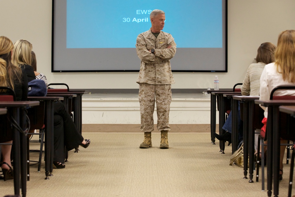 Expeditionary Warfighting School Class of 2013