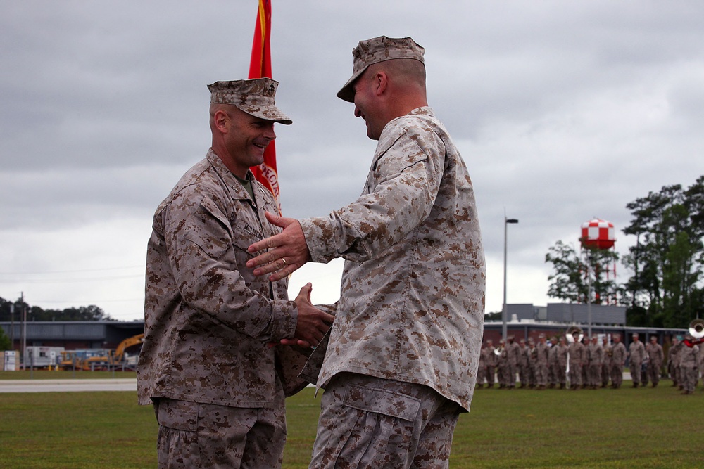 DVIDS - Images - Change of Command [Image 3 of 4]