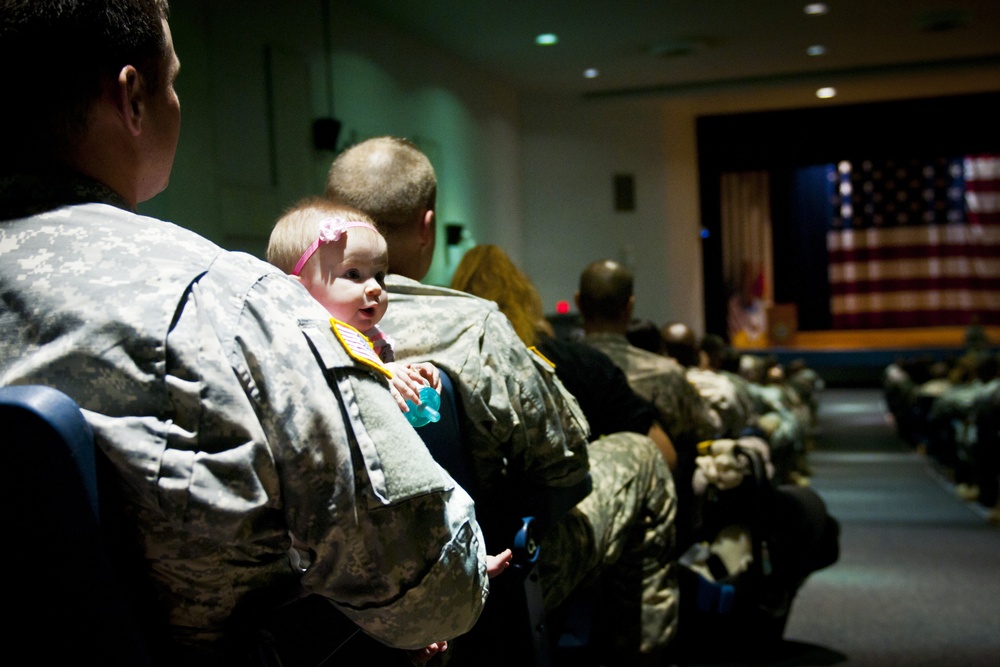 Sweet baby attends open house with sergeant major of the Army