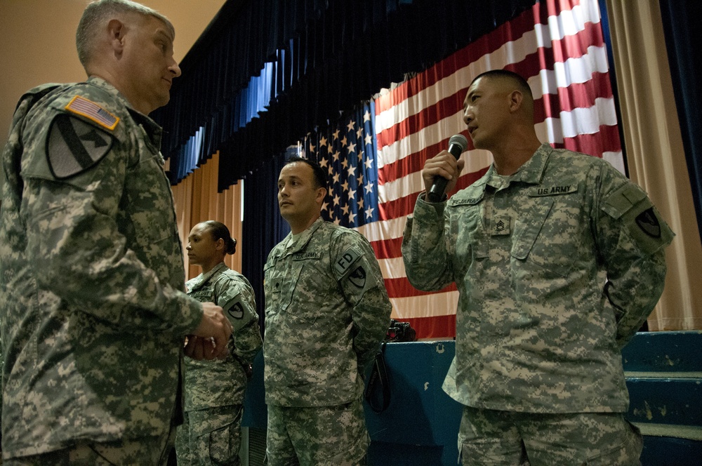 Sergeant major of the Army attends open house forum on Fort Hood