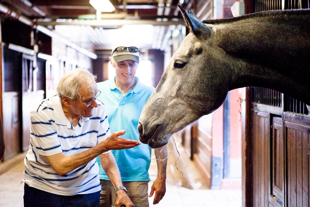 Horse soldier shares photos, memories