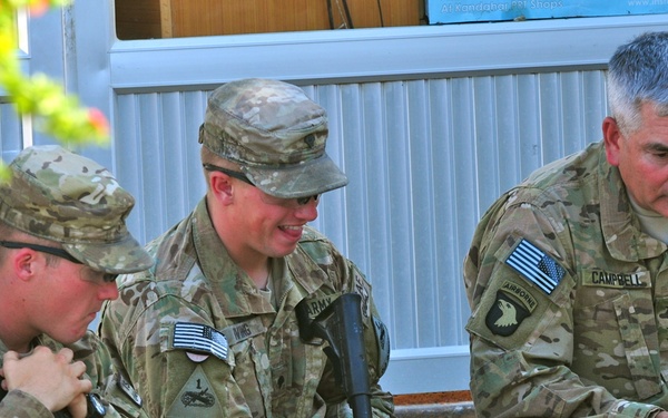 Dr. Westphal visits Regional Command (South)