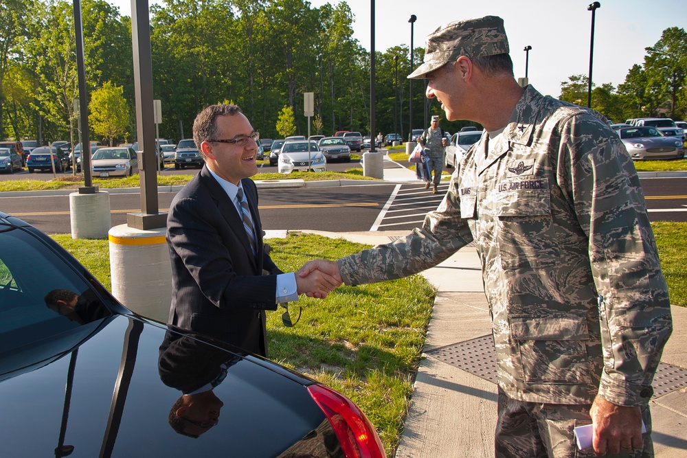 Assistant Secretary of the Air Force visits the Air National Guard Readiness Center