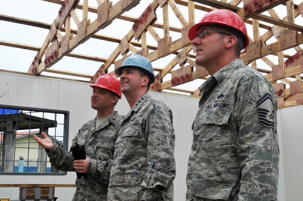 Vice chief of National Guard Bureau visits BTH-Panama 2013