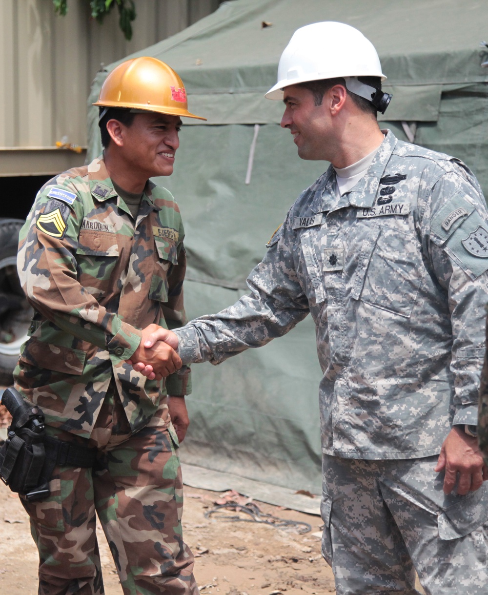 Joint Task Force Jaguar soldiers build in El Tamarindo
