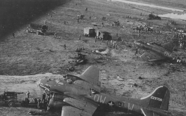 Memorial marks lives lost 70 years ago at RAF Alconbury