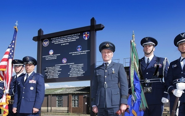 Memorial marks lives lost 70 years ago at RAF Alconbury