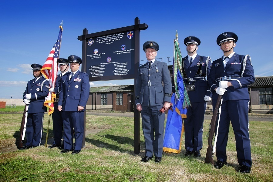Memorial marks lives lost 70 years ago at RAF Alconbury