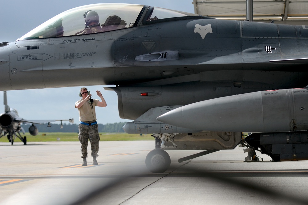 June Readiness Exercise F-16 Fighting Falcon regeneration