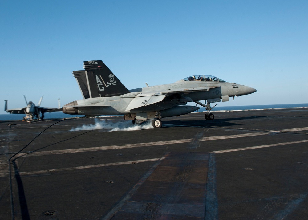 F/A-18F Super Hornet aboard USS Dwight D. Eisenhower