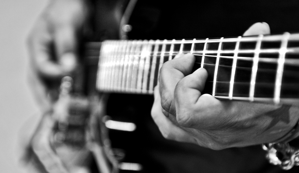 The Traveling Guitar Foundation performs at Ramstein Middle School