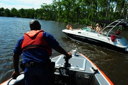 Coast Guard recreational boat boardings