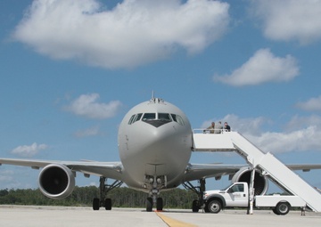 Benvenuti: Italians land at Cherry Point