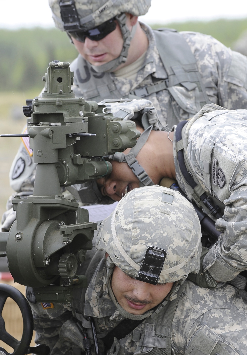 Arctic paratroopers conduct Operation Spartan Reach