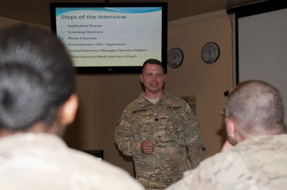 Helping soldiers find employment