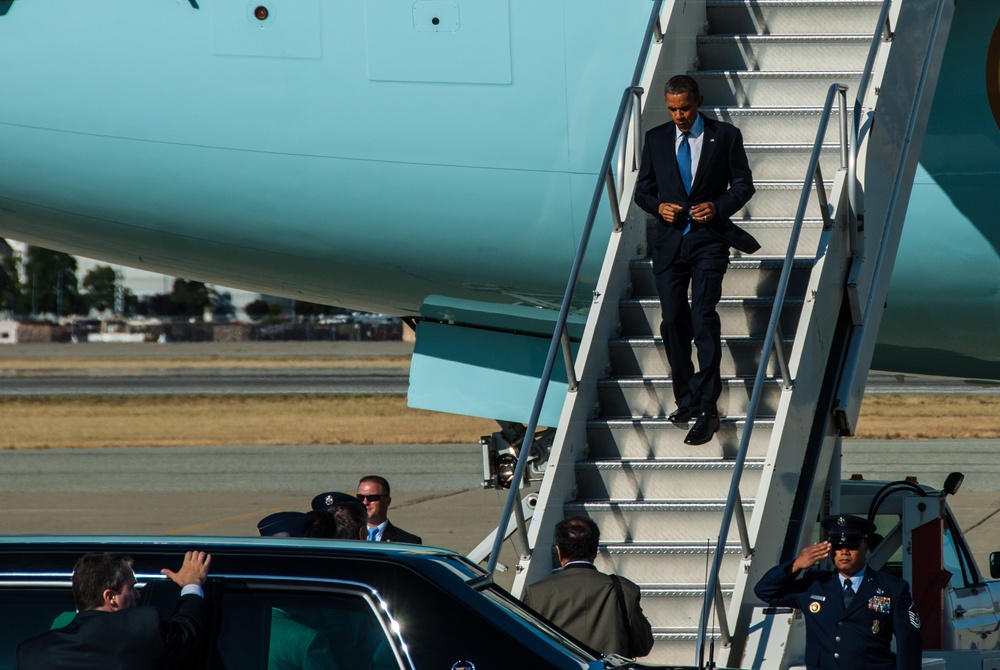 Air Force One arrives at Moffett Federal Airfield, Calif.